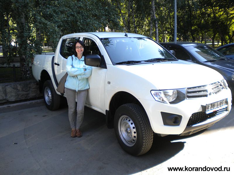 mitsubishi l200 пикап белый 2011