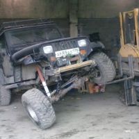 Jeep wrangler YJ  на цельных рессорах от волги