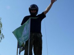 Он сказал: "Поехали!" ... и запил водой ))