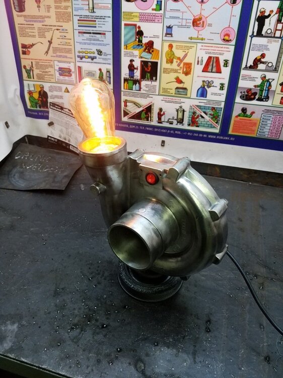 40c52cfcc573.jpg