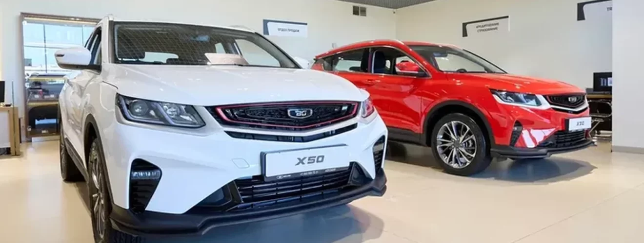 Карта России с выделенными регионами, где предлагаются наибольшие скидки на автомобили.