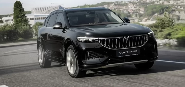 Гибридные автомобили на дороге