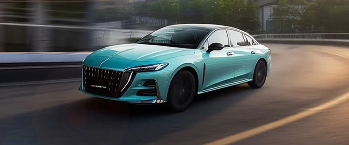 Новый лифтбек Hongqi H6