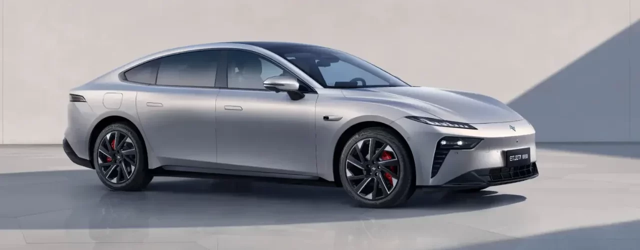 Обновленный электроседан Dongfeng eπ007