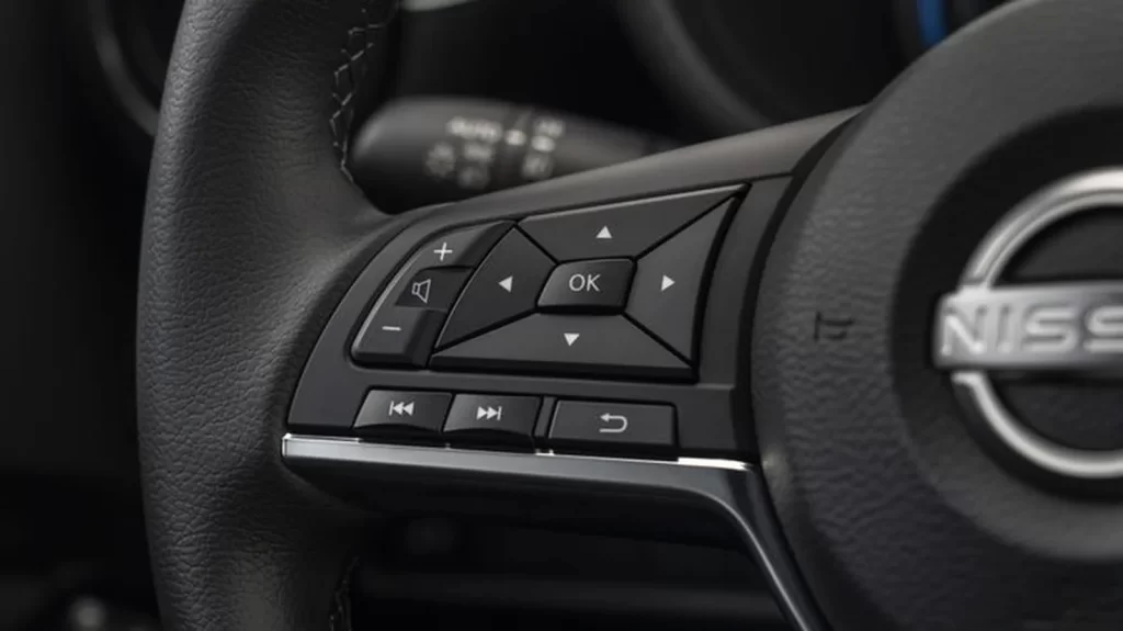 Фото Nissan
