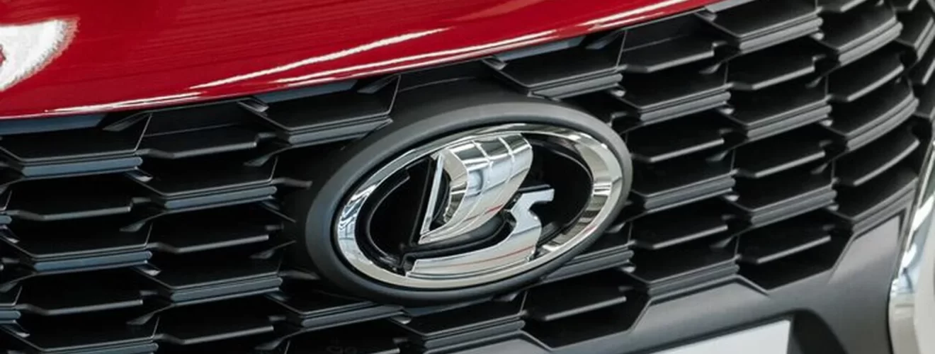 Фотография с изображением автомобилей LADA с большими скидками