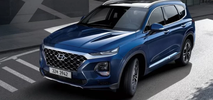 Фотография логотипа Hyundai с изображением пламени