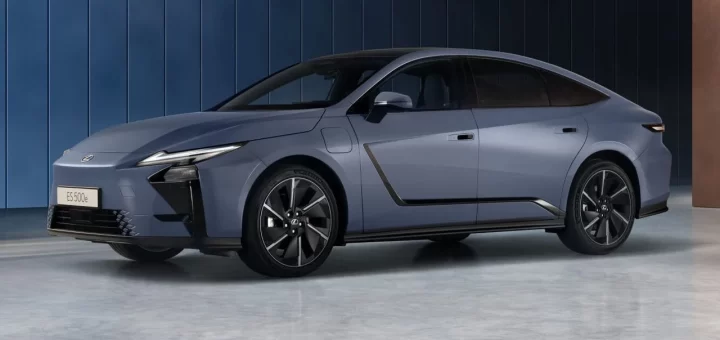 Lexus ES 8 поколения: элегантный седан