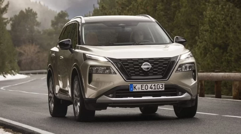 Фото Nissan