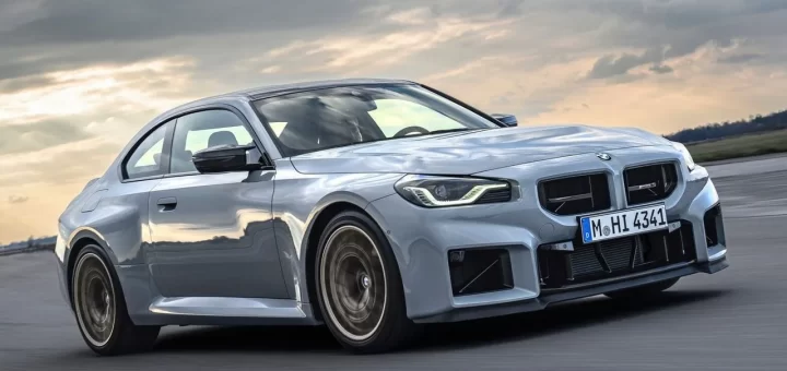Новое спортивное купе BMW M2 CS 2026 модельного года