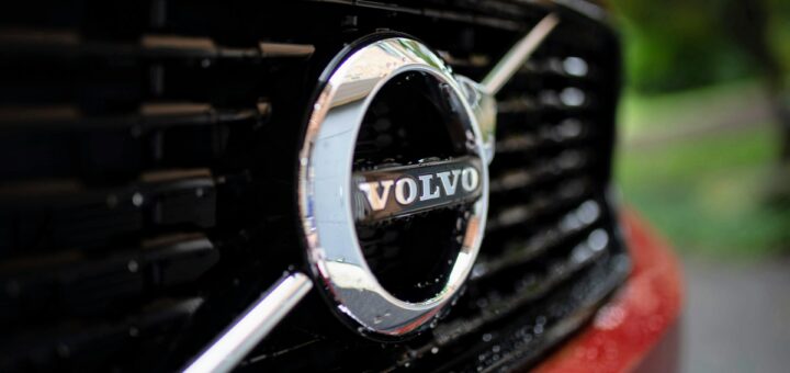 volvo logo