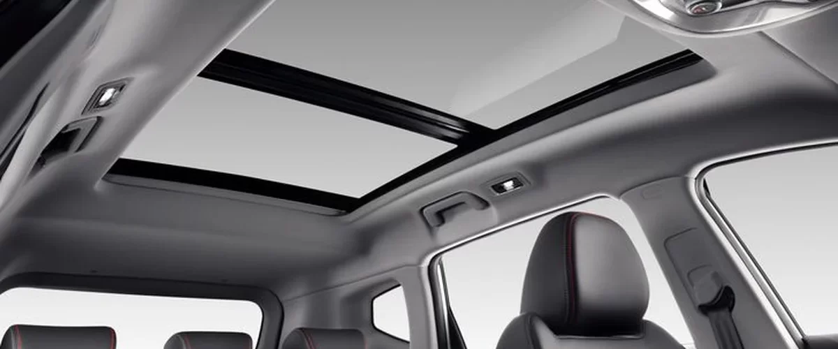 Фотография кроссовера XCite с привлекательной ценой