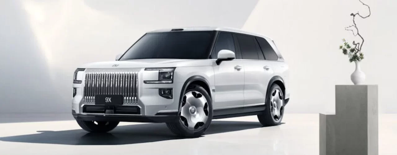 Изображение нового кроссовера Zeekr 9X