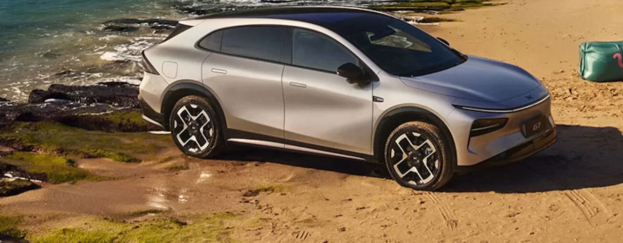 Xpeng G7: футуристический кроссовер с передовыми технологиями