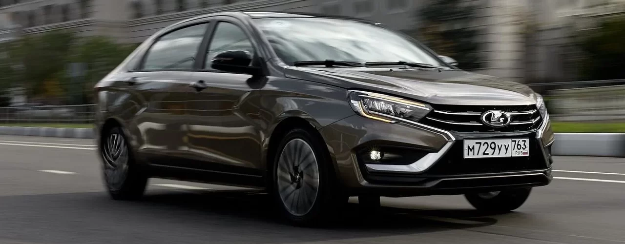 LADA Aura в Дубае