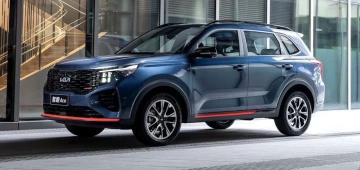 Новый Kia Sportage Ace на дороге