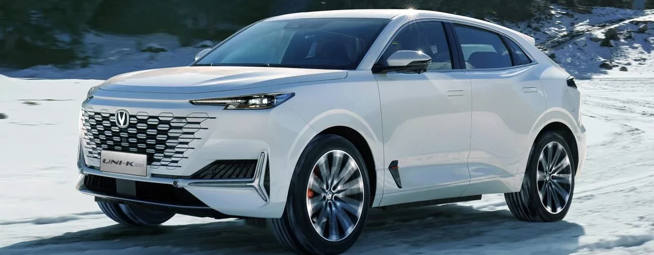 Гибридный кроссовер Changan Uni-K iDD с рекордной скидкой