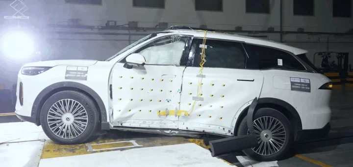 Chery Tiggo 9 после бокового краш-теста