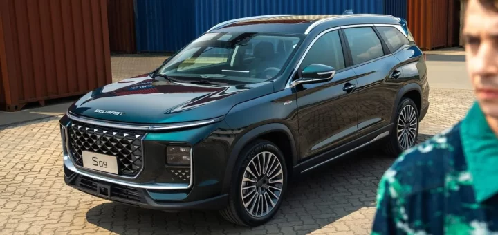 Soueast S09 семиместный кроссовер на заводе Автотор