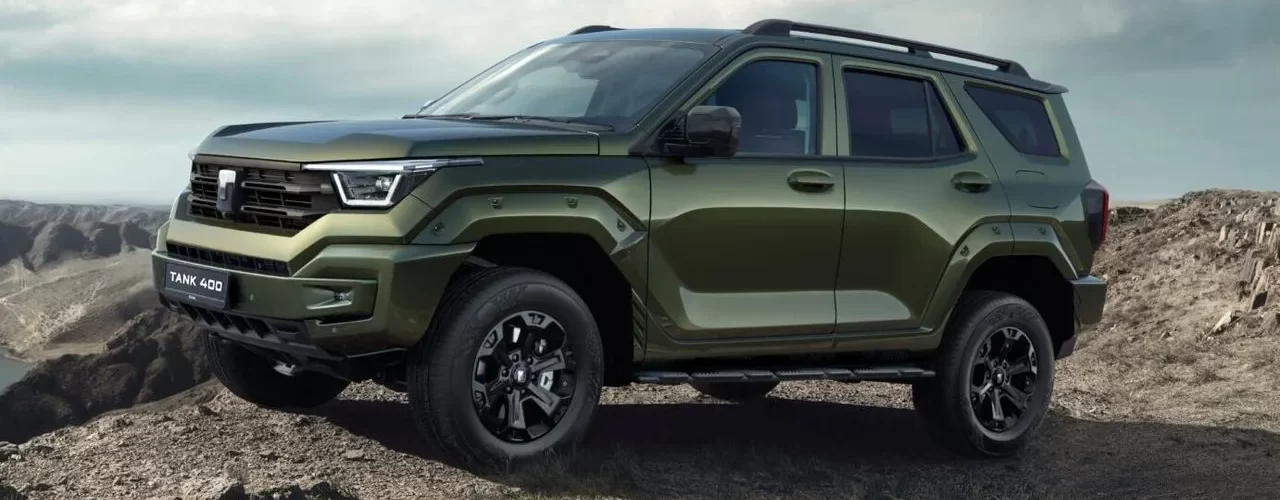 Фотография внедорожников Tank 400 и Tank 700