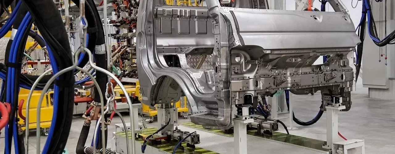 График производства автомобилей