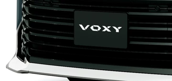 Изображение минивэна Toyota Voxy