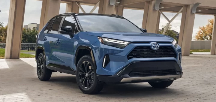 Фотография нового Toyota RAV4