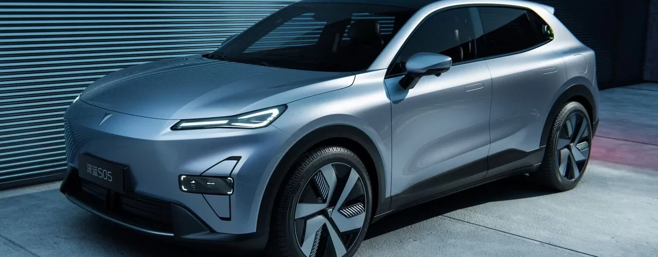 Deepal S05 - новый электрокроссовер от Changan