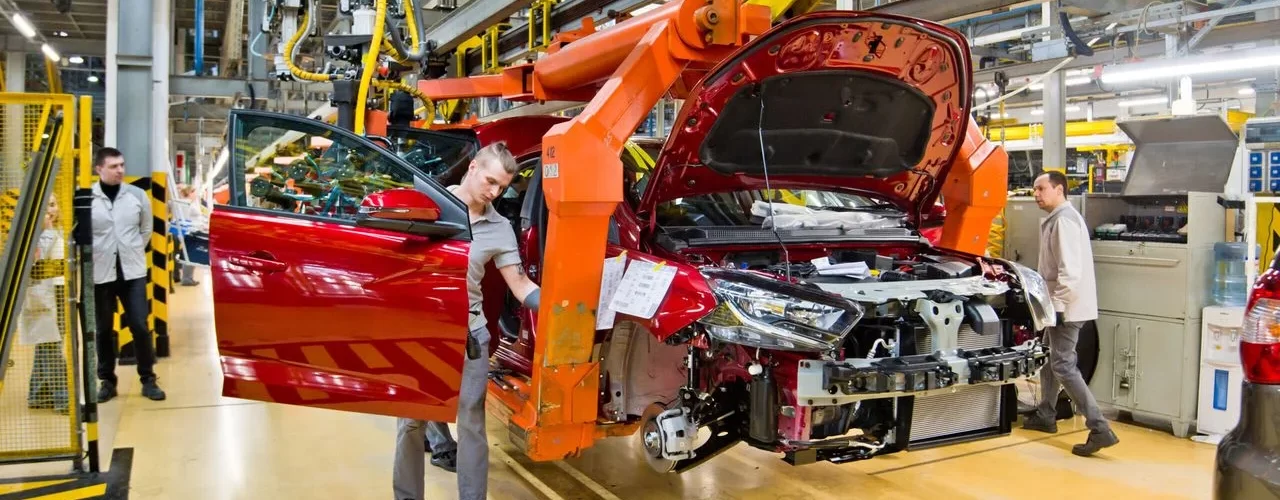 АвтоВАЗ возобновил производство автомобилей