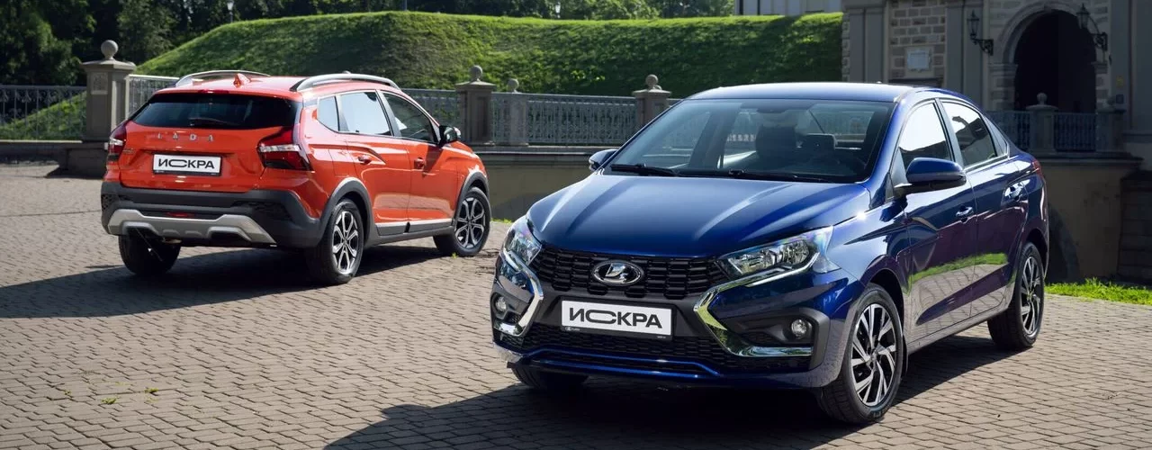 LADA Iskra у дилерского центра