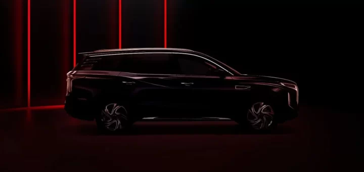 Hongqi HS7 - новый семиместный кроссовер