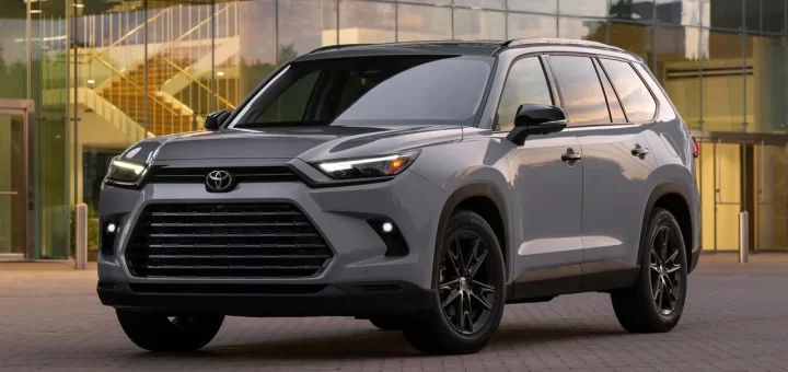 Фотография обновленного Toyota Grand Highlander 2026 модельного года