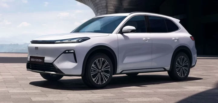 Изображение нового гибридного кроссовера Geely EX5 EM-i