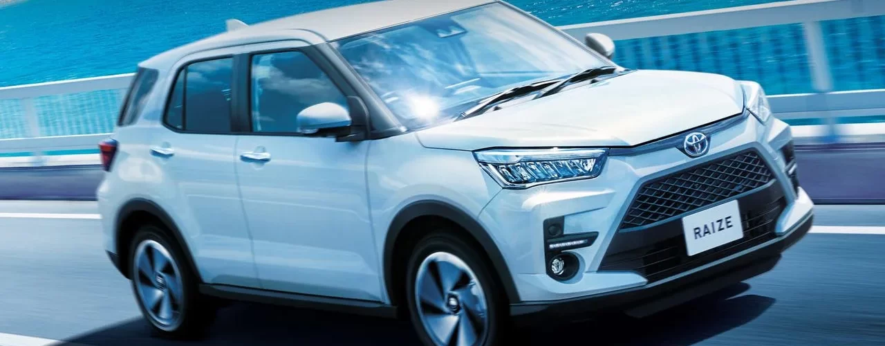 Toyota Raize праворульный кроссовер