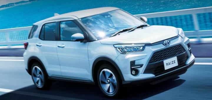 Toyota Raize праворульный кроссовер