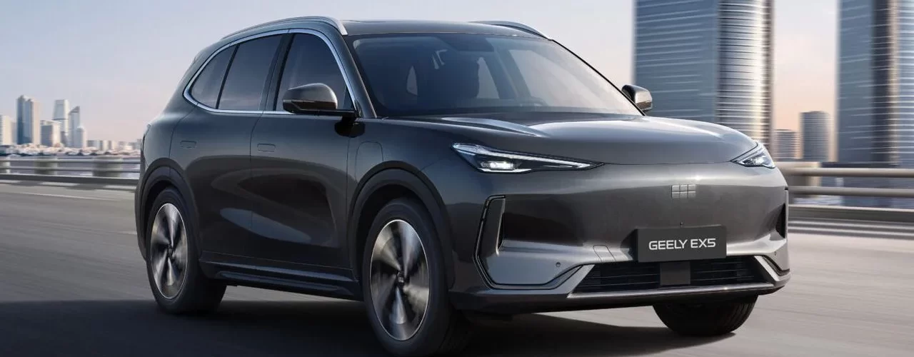 Электрический кроссовер Geely EX5 белорусской сборки